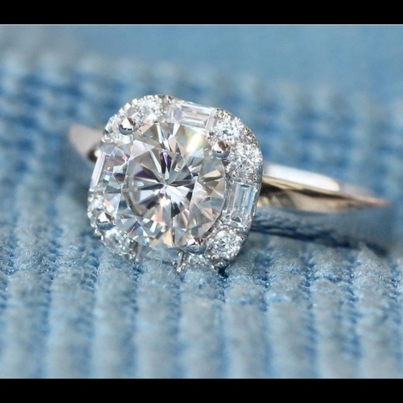 5A CZ Zircon Stone 925 Sterling Silver Wedding - Picture 3 of 8